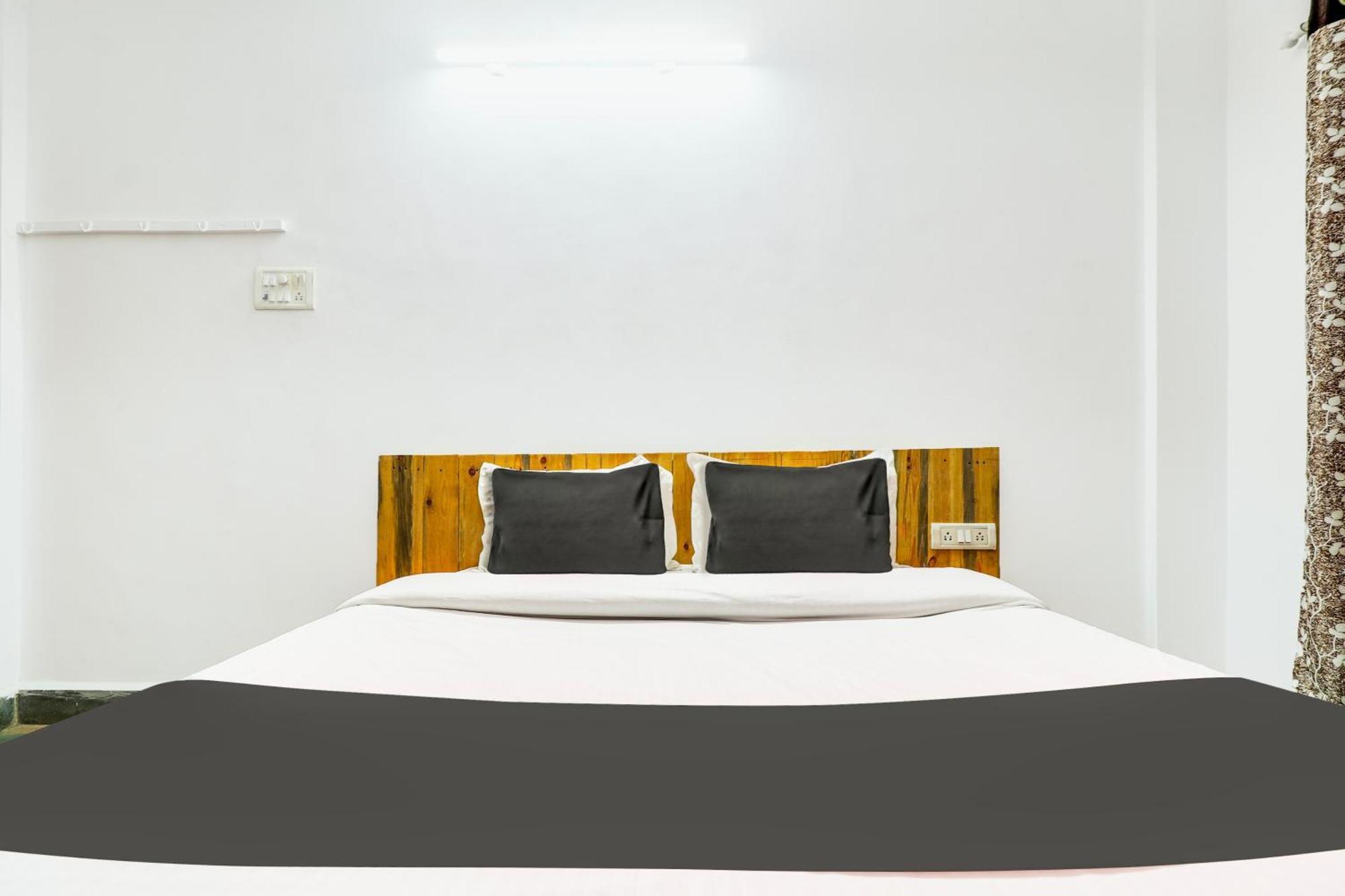 O Aai Bunglow Hotel 3*